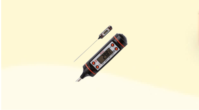 Кондитерские инструменты и мелкое оборудование.